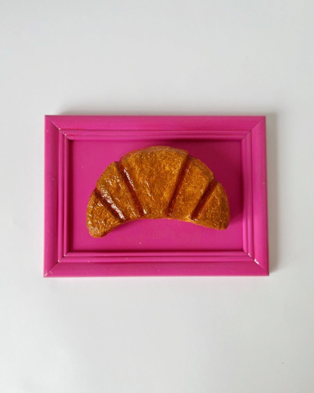 Lifesized croissants pink frame